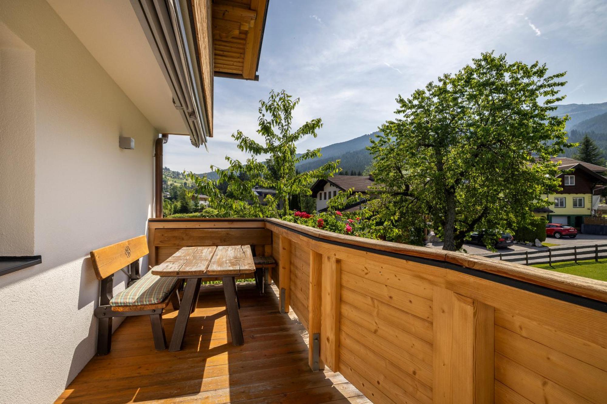 Appartement Landhaus Rustika à Wagrain Extérieur photo